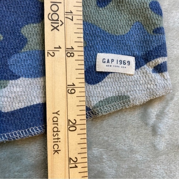 Gap Kids Set of 2 Long Sleeve Thermal Tops Red Star Wars & Blue Camo Size XL - Picture 5 of 14